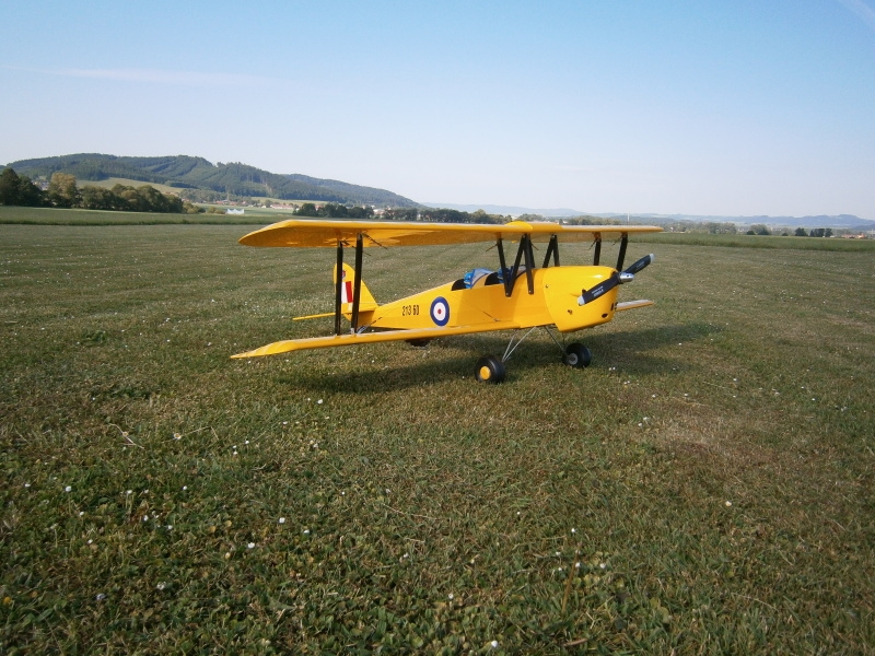DH82 A Tiger Moth