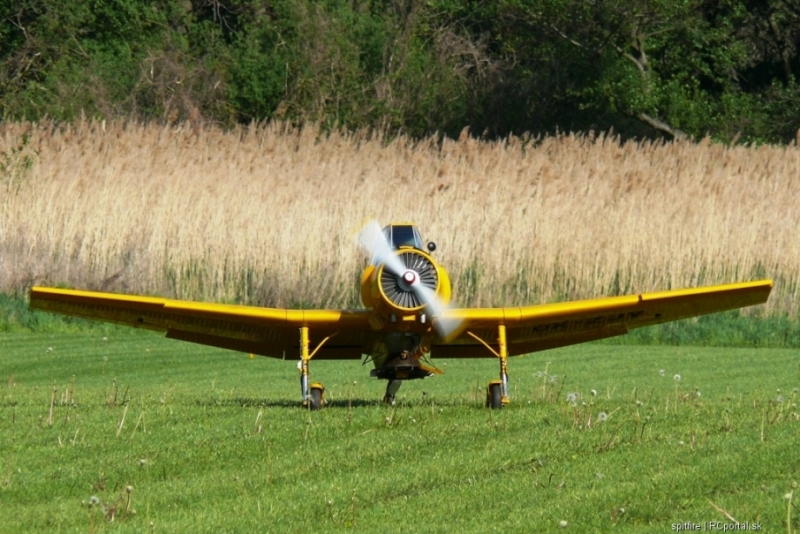 Z-37 Čmelák- už konečně lítáme