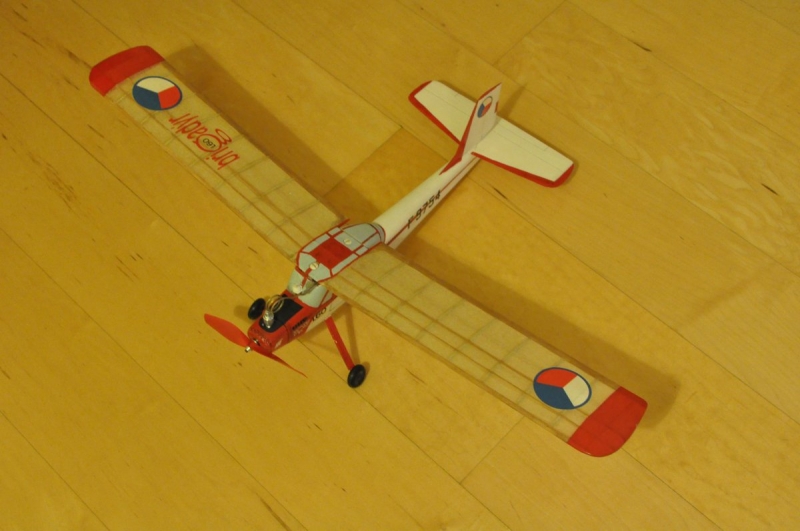 L-60 Brigadýr, Modela