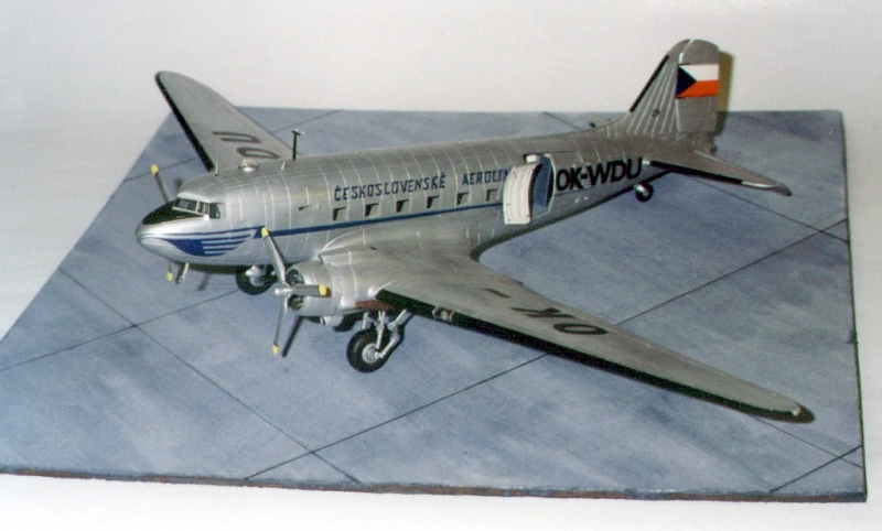 Douglas DC-3