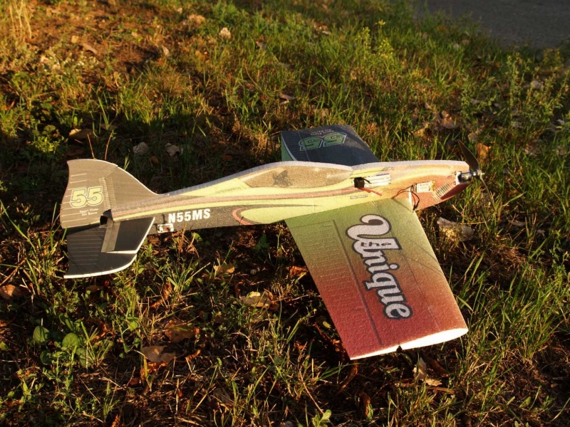 Unique - Zelenočerný