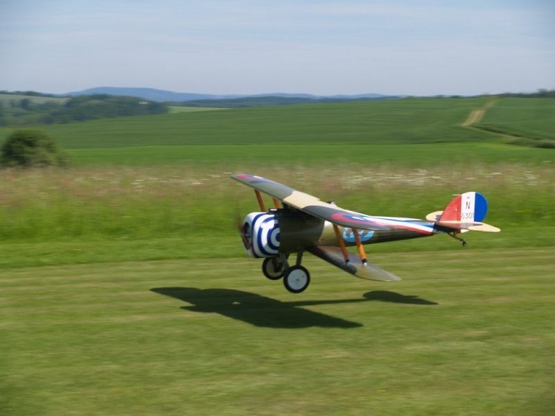Nieuport N28 v měřítku 1:2,75