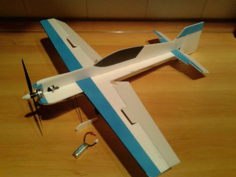 Extra 300micro beast Depron 