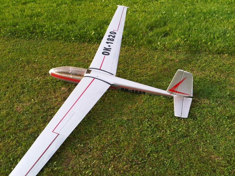 L-13 Blaník OK-1820