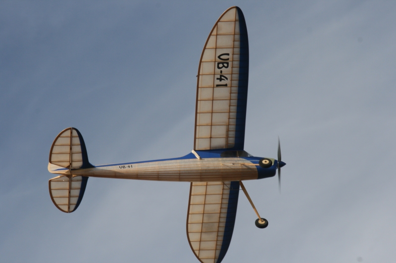 VB-41 Střibrný šíp