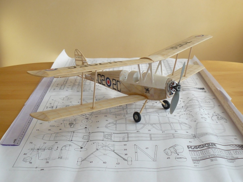 Dvouplošník DH 82 Tiger Moth