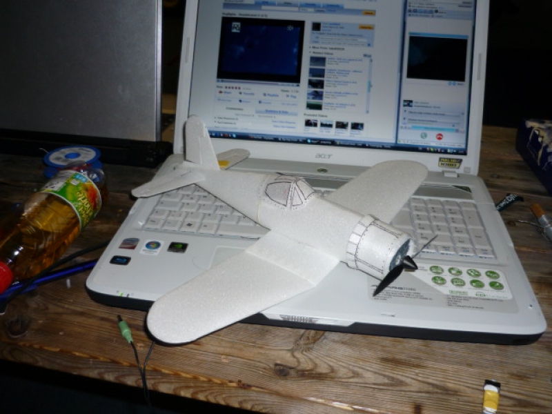 Micro F4U-1A Corsair