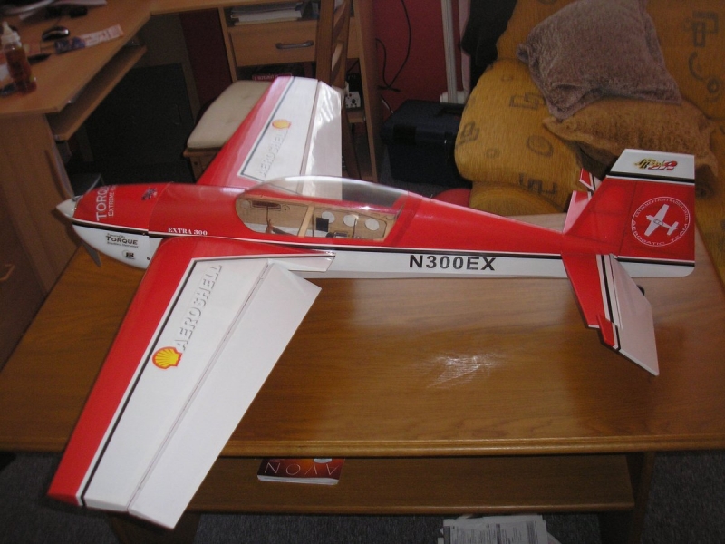 extra 300