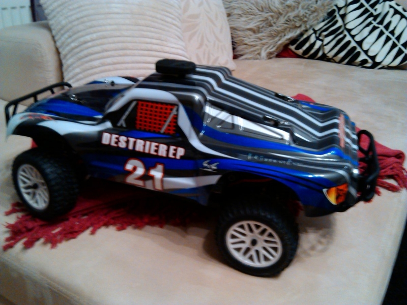 SHORT COURSE CORR TRUCK 