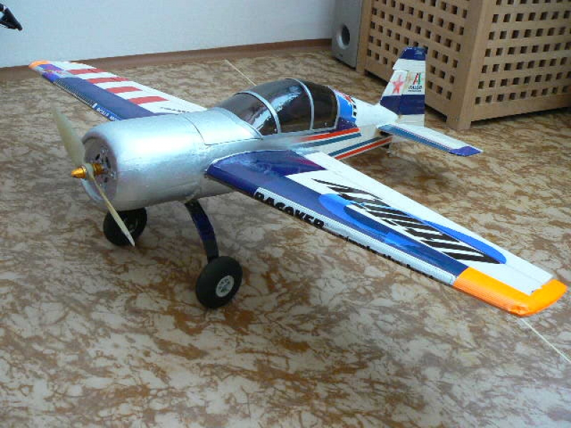 YAK 54 - hangjian