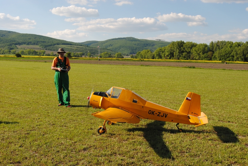 Z-37 Čmelák- už konečně lítáme