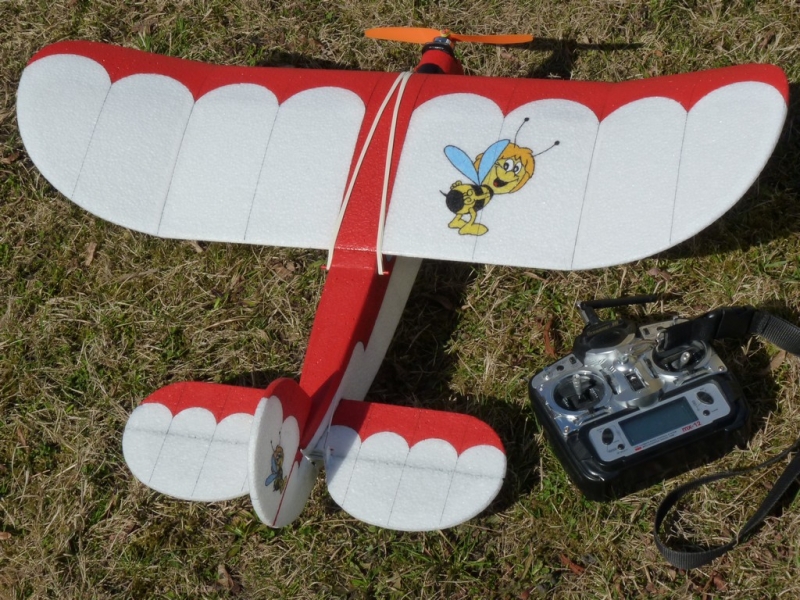 Lazy Bee Včelka Mája