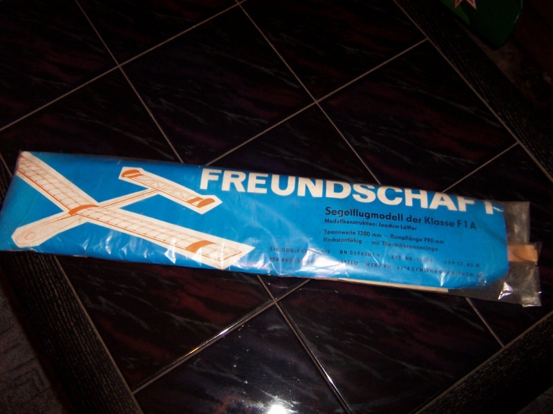 FREUNDSCHAFT