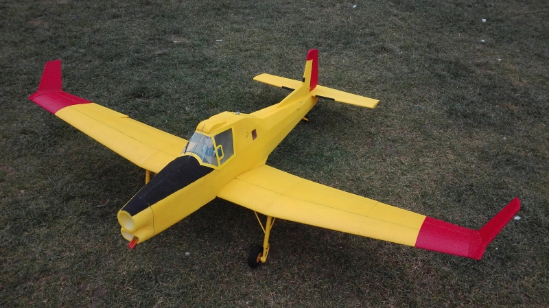 Z-137A Turbočmelak