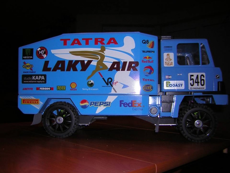 fiktivní TATRA 815