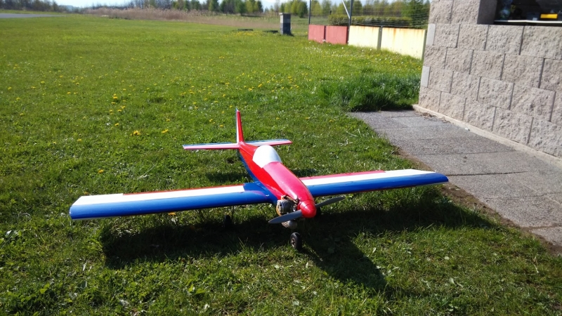 Modela Akrobat