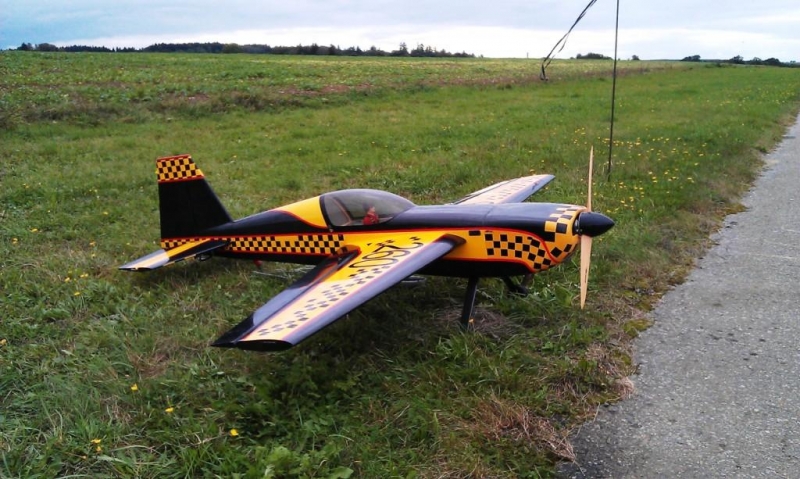 Extra 260  : SP-KAM - PRODANO