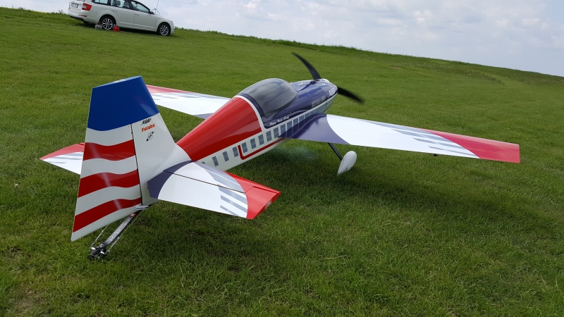 EXTRA 330LX