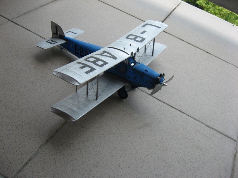 Avia BH-25