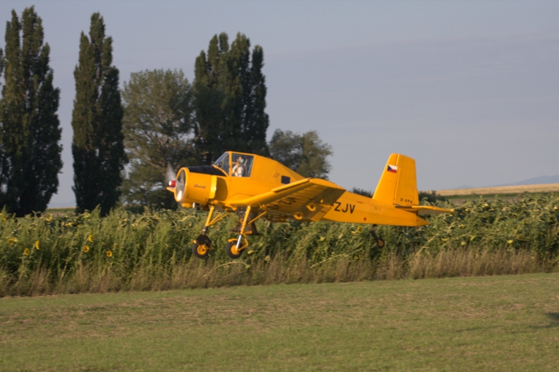Z-37 Čmelák- už konečně lítáme