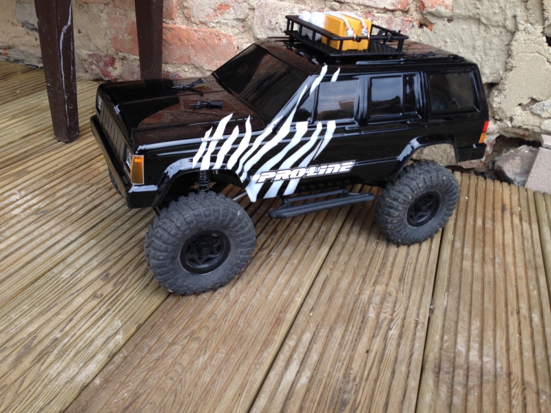 AXIAL SCX10 Jeep Cherokee zebra