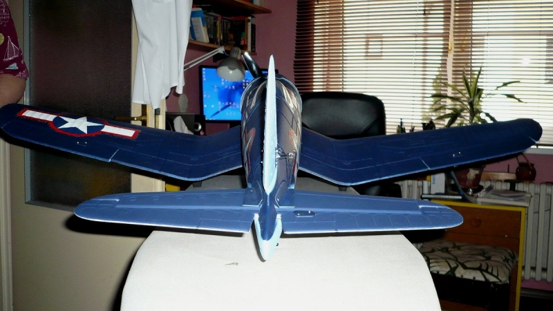 F4U Corsair 1118mm
