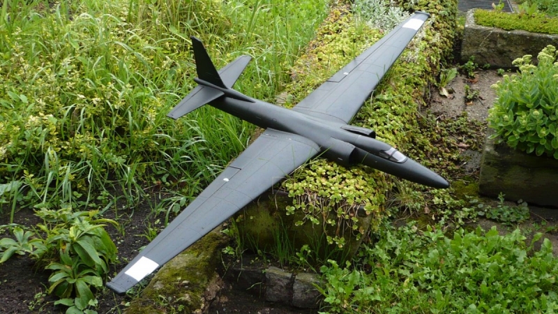 U-2