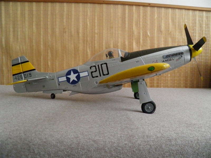 Mustang P 51d Podvozek