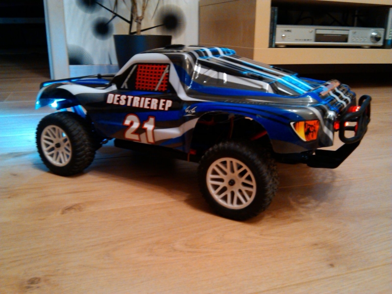 SHORT COURSE CORR TRUCK 