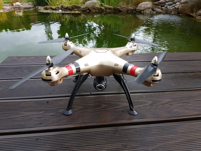 Syma X8HW