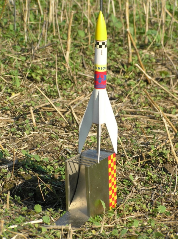 Raketa JUNIOR
