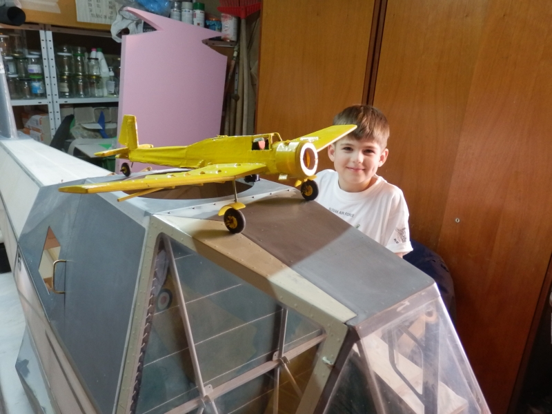 Mini Zlín z-37 Čmelák