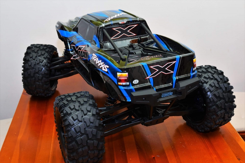 X-MAXX