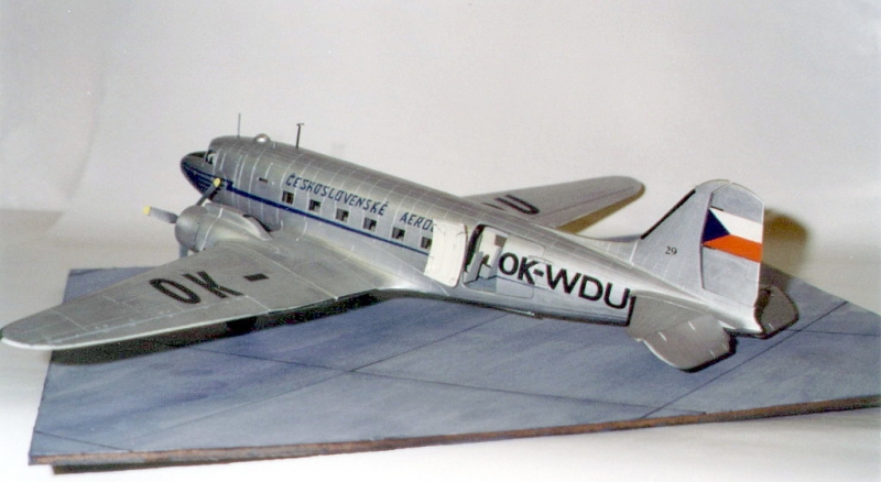 Douglas DC-3