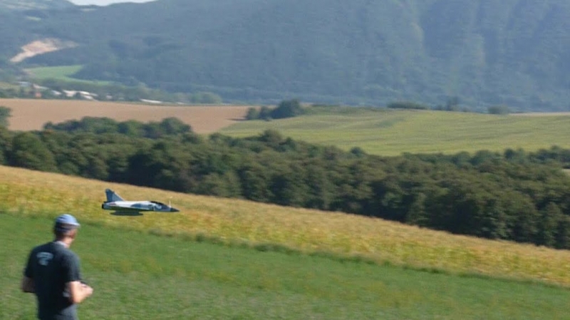 MIRAGE 2000