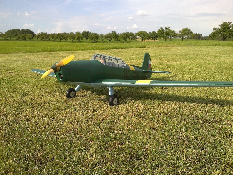 Zlín Z-126 "Trenér"2 / C-105