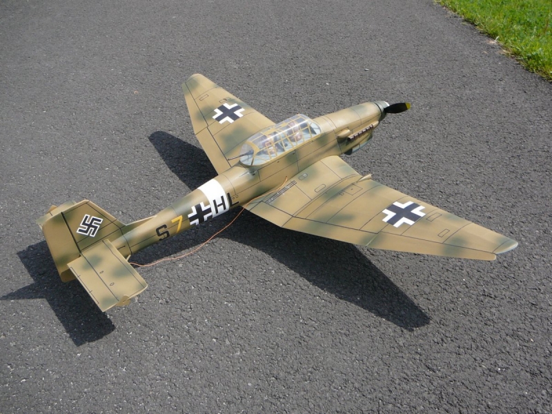 Junkers Ju 87B - STUKA