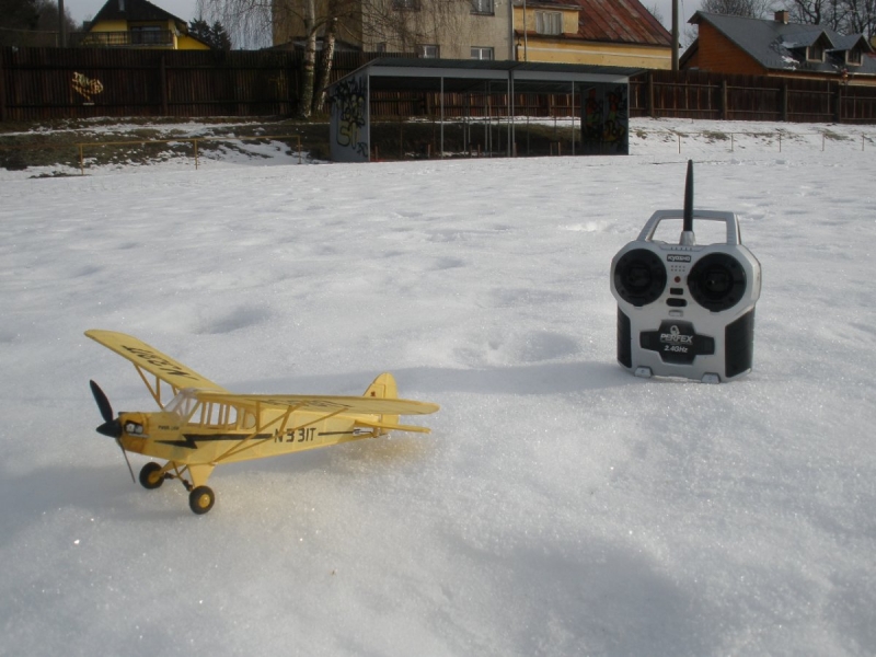 Piper CUB micro 2 + video