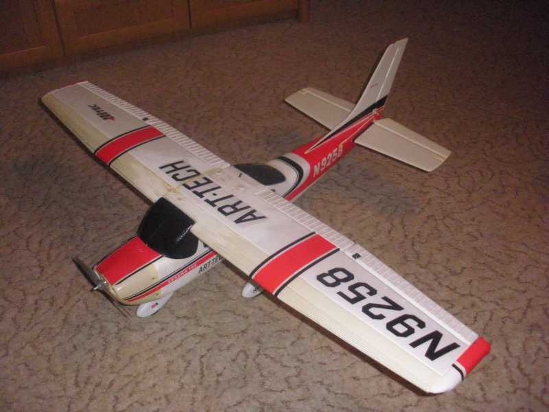 Cessna 182 Art-tech