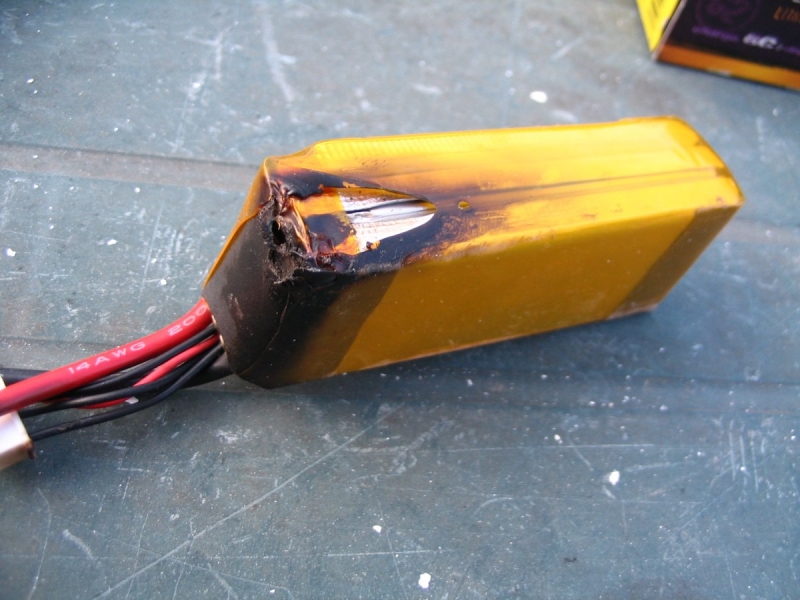 TORO 900 - vyhořelé