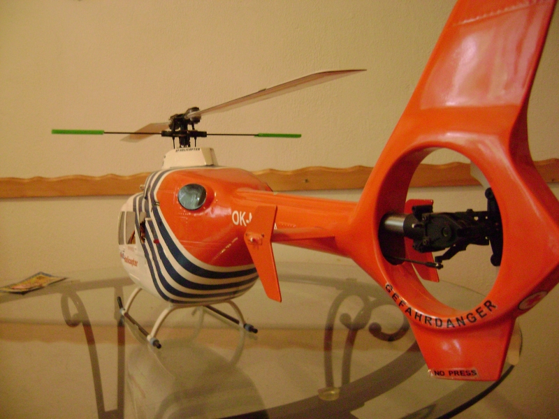 EC 135 Minititan E 325