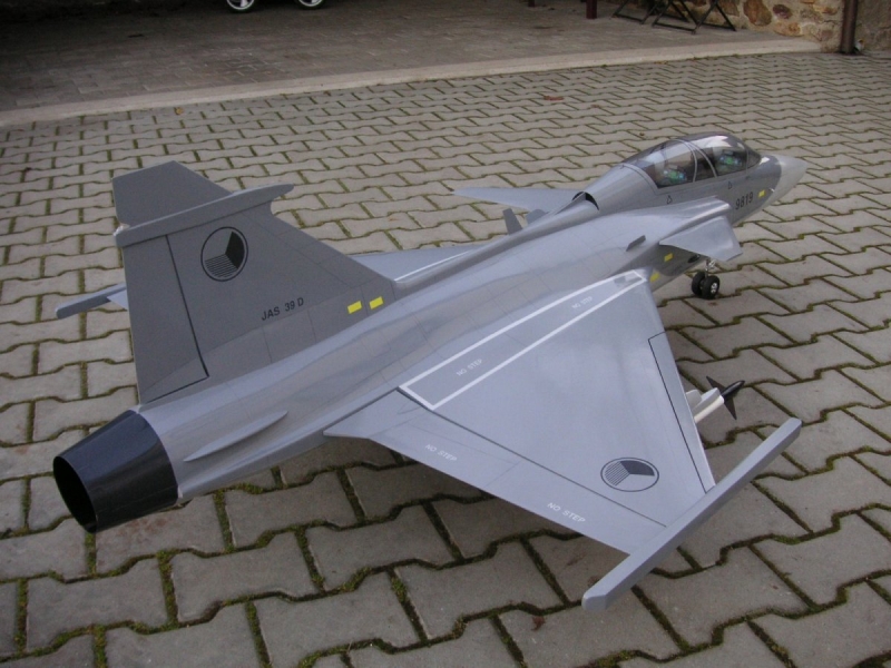 JAS-39 D Gripen