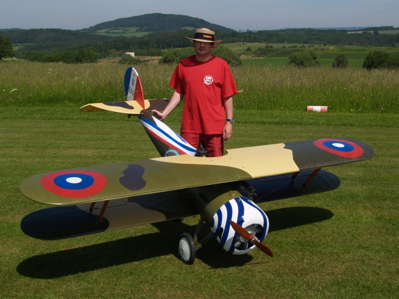 Nieuport N28 v měřítku 1:2,75