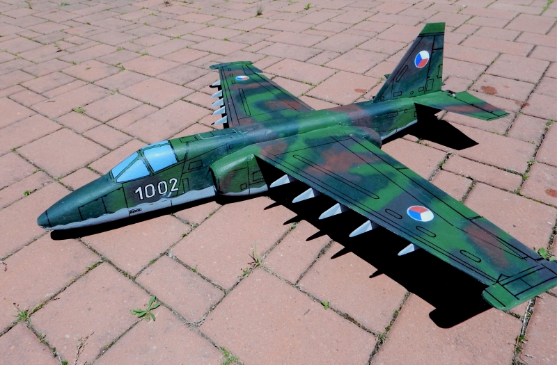 SU 25K . hrábě