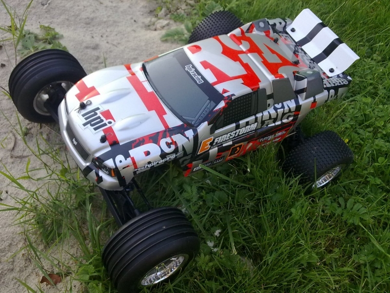 HPI E Firestorm 10T  2,4GHz