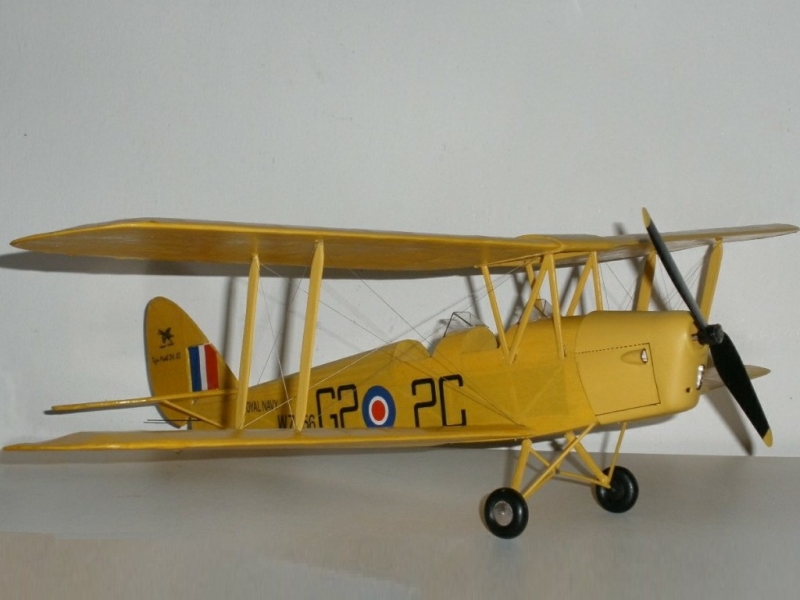 D.H-82 Tiger Moth