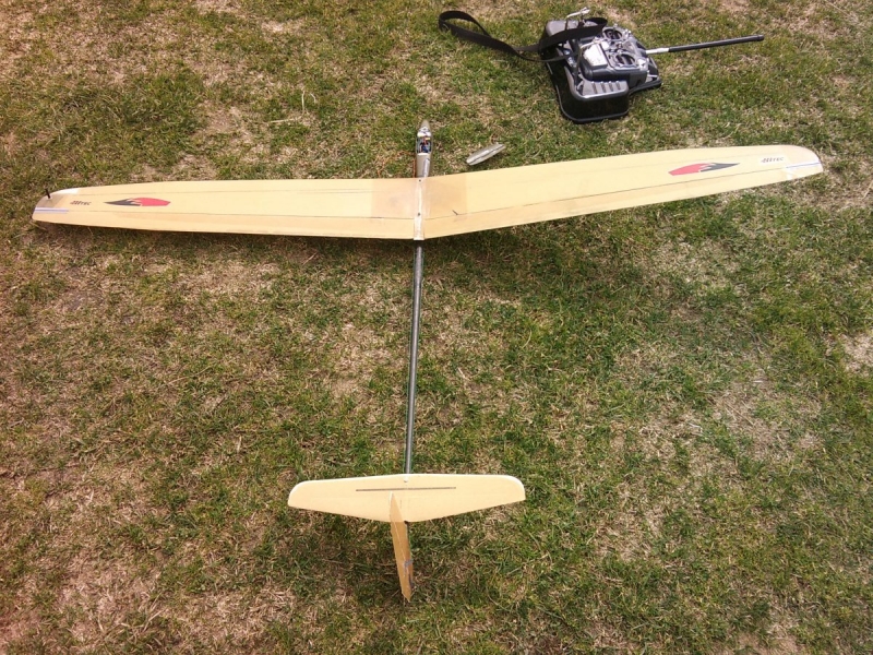 Super Gee II prodáno