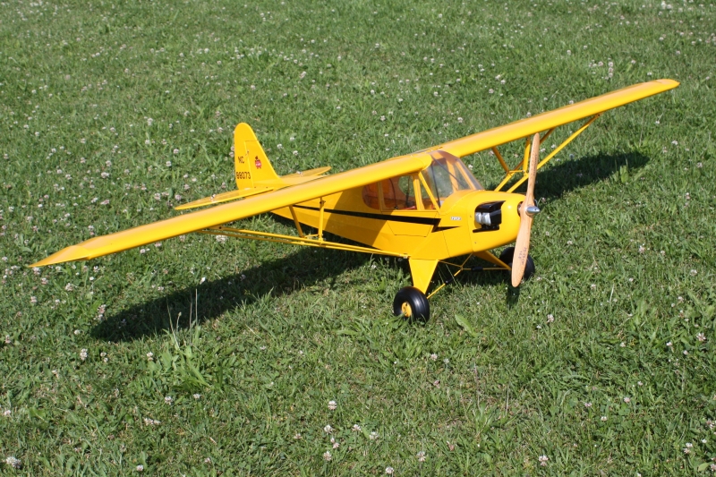 PIPER J-3 CUB