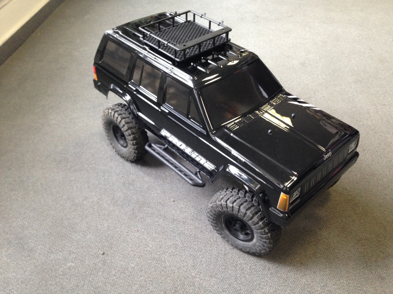 AXIAL SCX10 Jeep Cherokee zebra