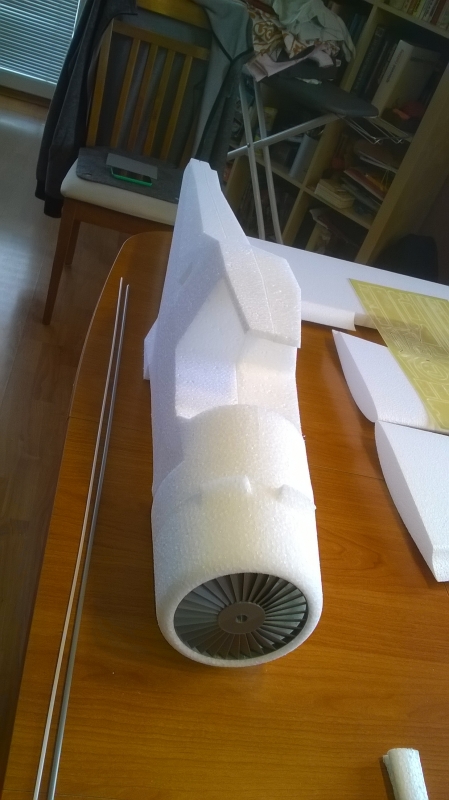 Z-37 Čmelák 1530mm